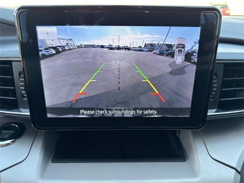 Used 2023 Ford Explorer XLT w/ Equipment Group 202A image 21