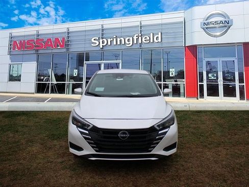 New 2025 Nissan Versa SV w/ Trunk Package image 2