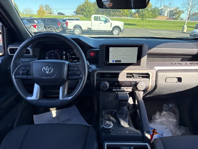 Used 2025 Toyota Tacoma TRD Off-Road AWD/4WD image 21