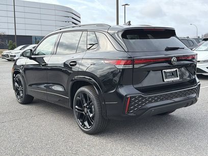New 2026 Volkswagen Tiguan SE R-Line