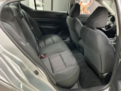 Used 2023 Nissan Altima 2.5 S FWD image 23
