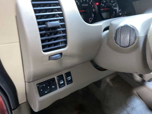 Used 2016 Nissan Frontier SV AWD/4WD image 24