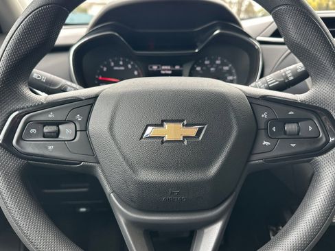 Used 2023 Chevrolet TrailBlazer LT image 23