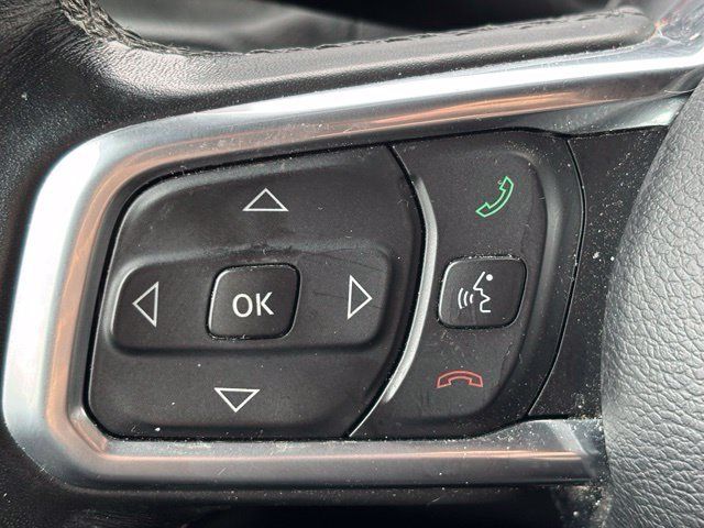 Used 2022 Jeep Wrangler Unlimited Sahara AWD/4WD image 10