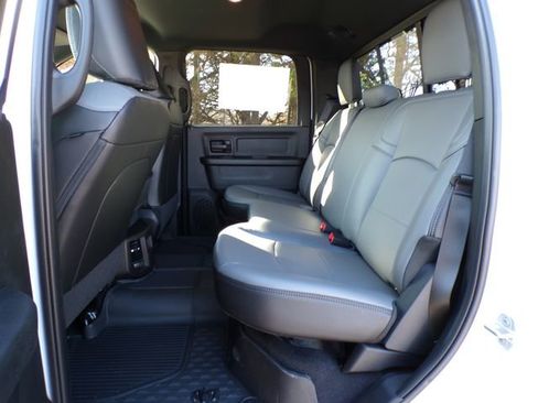 New 2026 RAM 3500 Tradesman AWD/4WD image 9