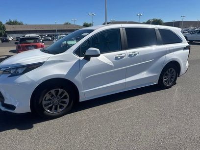 Used 2024 Toyota Sienna LE