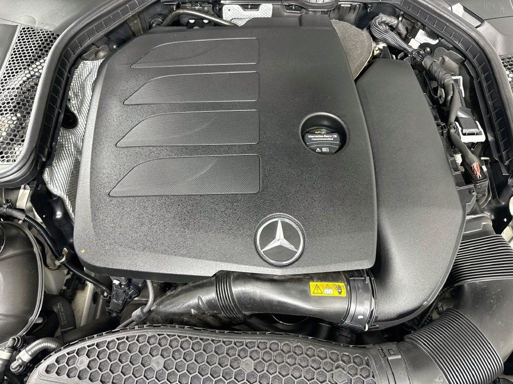 Used 2019 Mercedes-Benz C 300 Sedan w/ Premium Package image 38