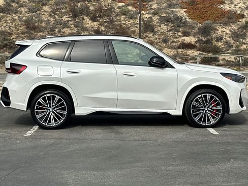 Used 2025 BMW X1 xDrive28i w/ M Sport Package image 6