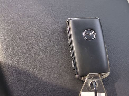 New 2025 MAZDA CX-5 AWD 2.5 S w/ Preferred Package image 33