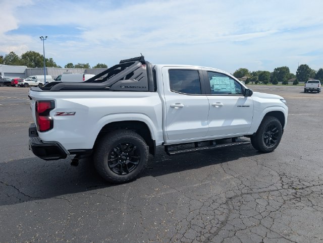 New 2026 Chevrolet Colorado Z71 w/ Midnight Edition AWD/4WD image 9