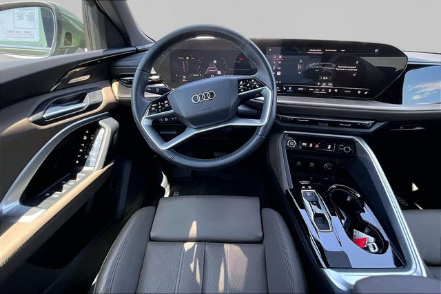 Used 2025 Audi Q5 Premium Plus w/ Premium Plus AWD/4WD image 5
