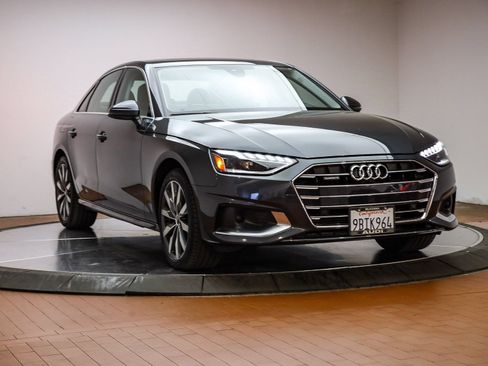 Used 2022 Audi A4 2.0T Premium Plus w/ Premium Plus Package AWD/4WD image 3