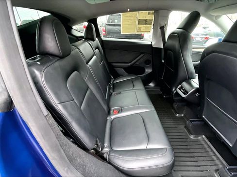 Used 2024 Tesla Model Y Long Range image 18