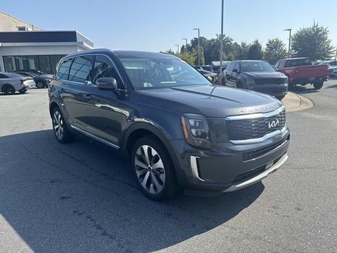 Certified 2022 Kia Telluride EX w/ EX Premium Package FWD image 3