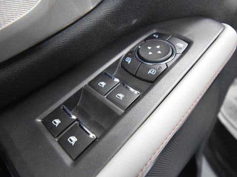 Used 2025 Ford Expedition Active image 6