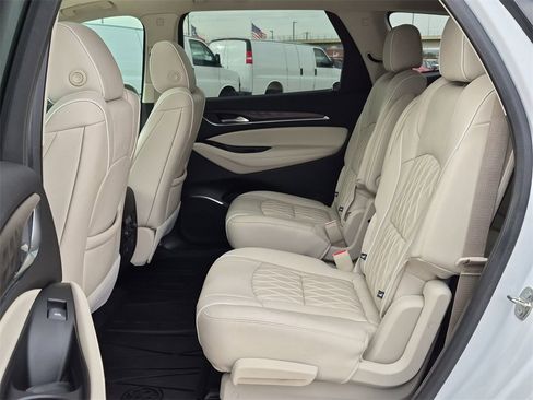Used 2023 Buick Enclave Avenir w/ Avenir Technology Package image 23