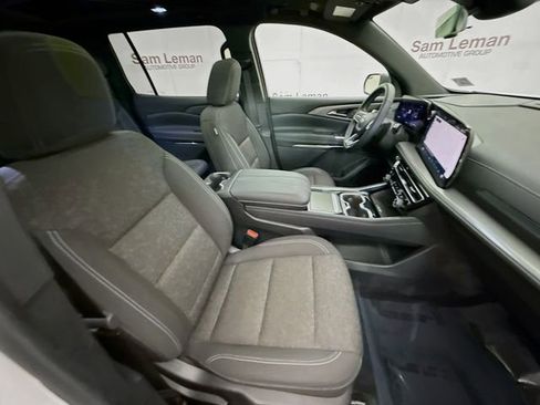 Used 2024 Chevrolet Traverse LT w/ LPO, Floor Liner Package image 32