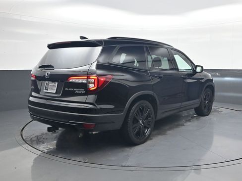 Used 2020 Honda Pilot Black Edition image 7