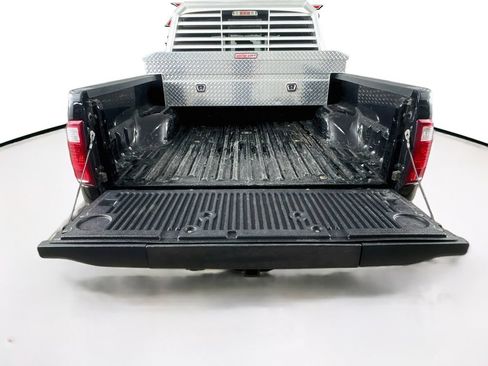 Used 2016 Ford F350 Platinum w/ Platinum Package AWD/4WD image 26