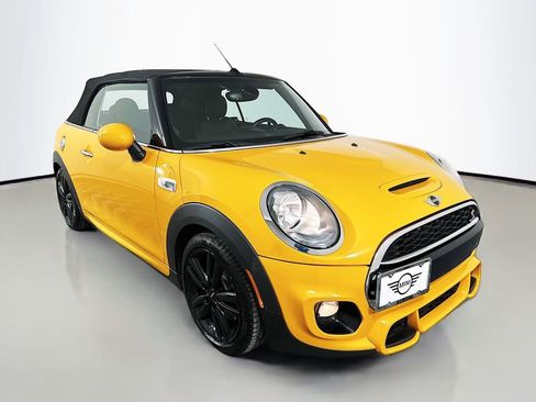 Used 2016 MINI Cooper S image 3