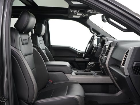 Used 2019 Ford F150 Raptor w/ Equipment Group 802A Luxury AWD/4WD image 13
