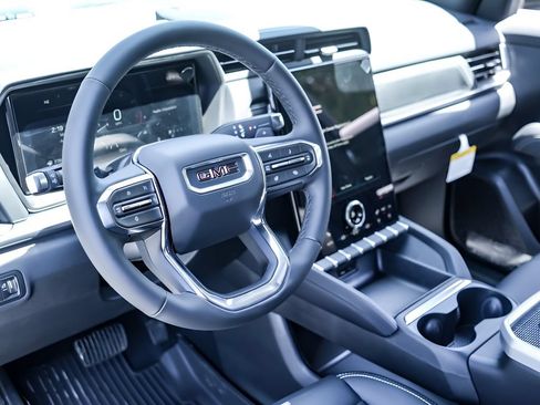 New 2027 GMC Terrain Elevation w/ Elevation Premium Package AWD/4WD image 6