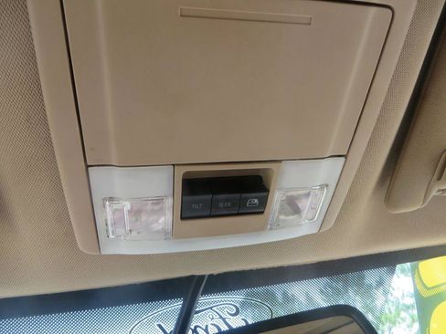 Used 2013 Ford F150 King Ranch w/ King Ranch Luxury Pkg AWD/4WD image 27