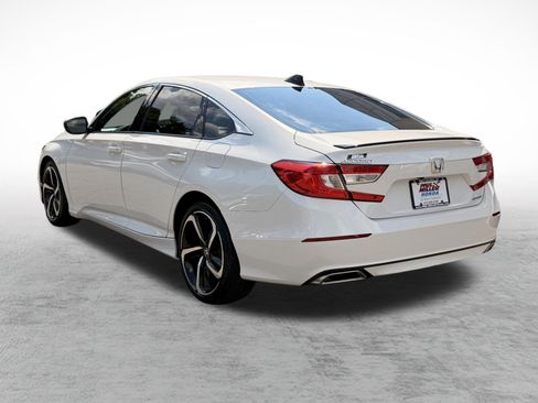 Used 2022 Honda Accord Sport image 4