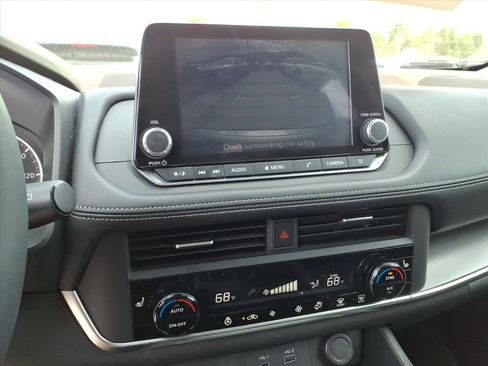 Certified 2023 Nissan Rogue SV w/ SV Premium B Package image 11