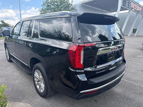 Used 2023 GMC Yukon XL SLT w/ SLT Luxury Package AWD/4WD image 6
