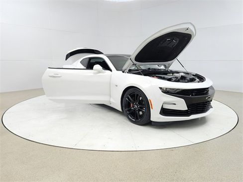 Used 2019 Chevrolet Camaro SS image 9