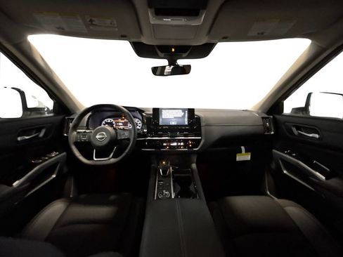 New 2026 Nissan Rogue SV image 9