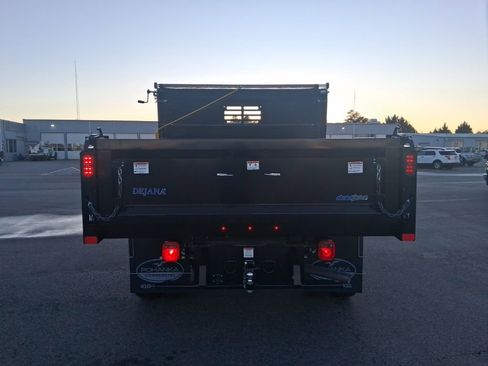 Used 2024 Ford F550 4x4 Regular Cab Super Duty image 6