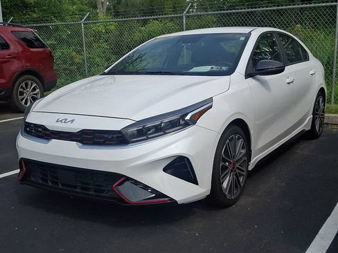 Used 2023 Kia Forte GT FWD image 3