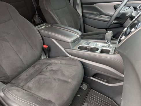 Used 2019 Nissan Murano SV w/ Premium Package image 23