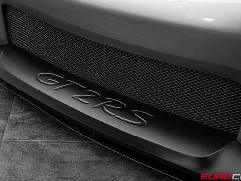 Used 2019 Porsche 911 GT2 RS RWD image 13