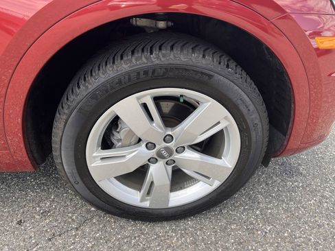 Used 2019 Audi Q5 2.0T Premium w/ Convenience Package AWD/4WD image 5