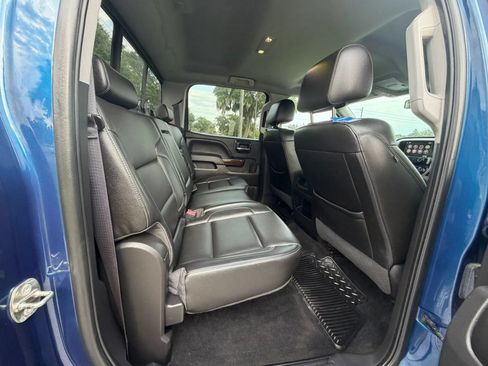 Used 2016 GMC Sierra 1500 SLT w/ Enhanced Driver Alert Package AWD/4WD image 17
