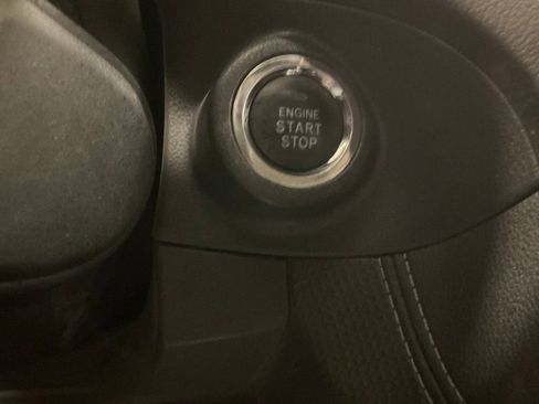 Certified 2024 Subaru Forester Limited w/ Convenience Package image 18