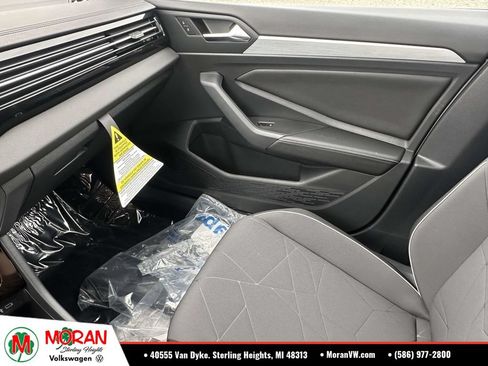 Used 2026 Volkswagen Jetta Sport FWD image 25