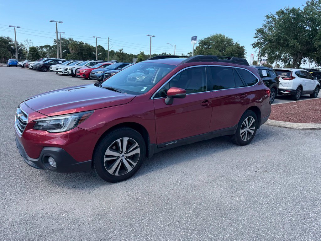Used 2018 Subaru Outback 3.6R Limited AWD/4WD image 11