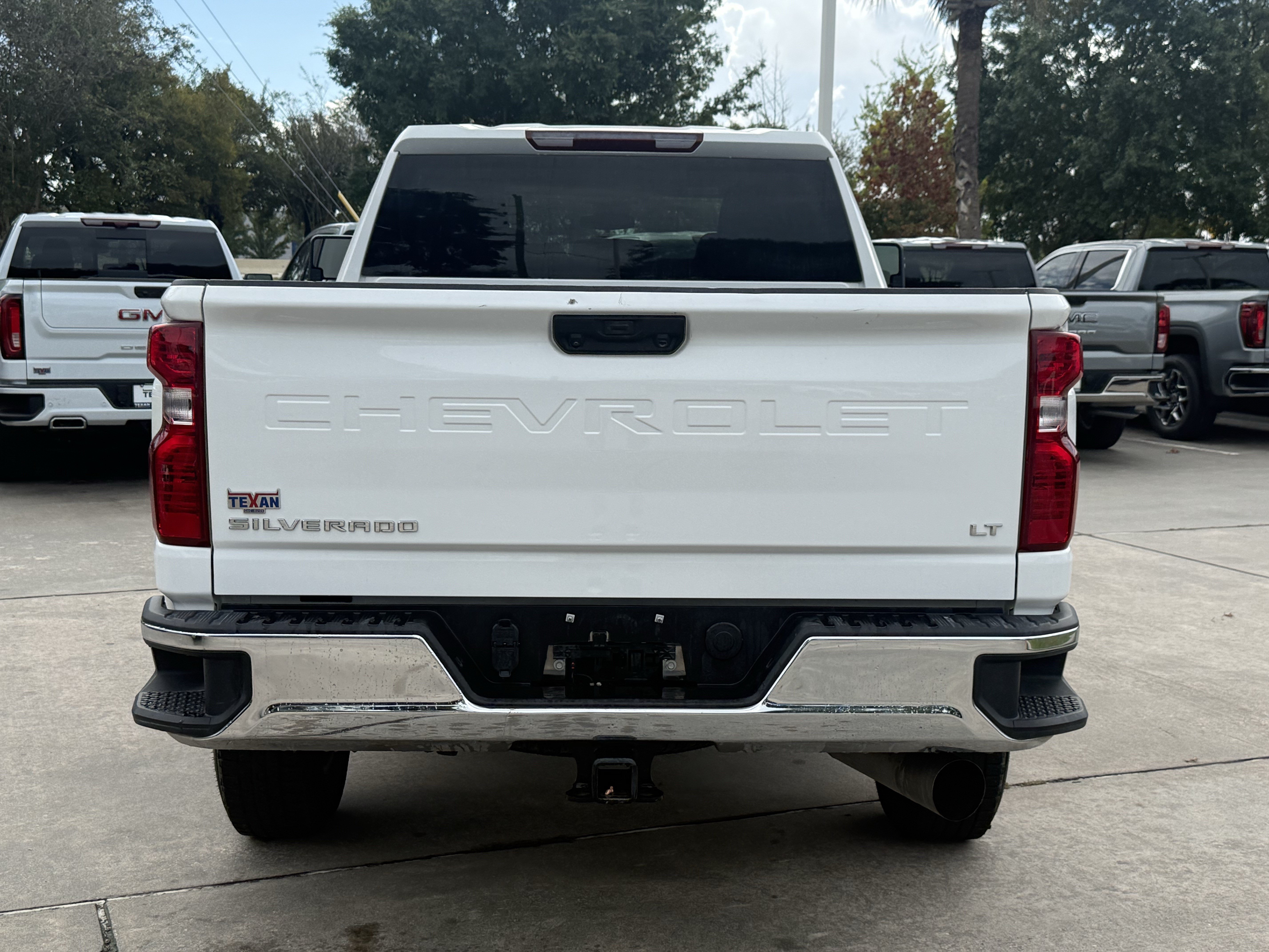 Used 2025 Chevrolet Silverado 2500 LT w/ Convenience Package AWD/4WD image 6