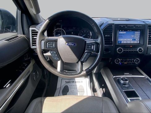 Used 2018 Ford Expedition Limited RWD image 6