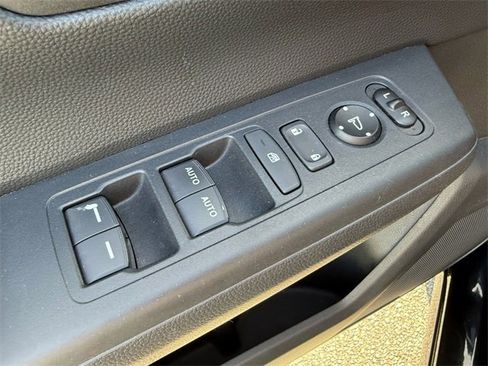 Used 2023 Honda CR-V EX image 36