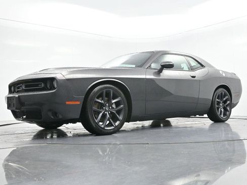 Used 2022 Dodge Challenger GT RWD image 39