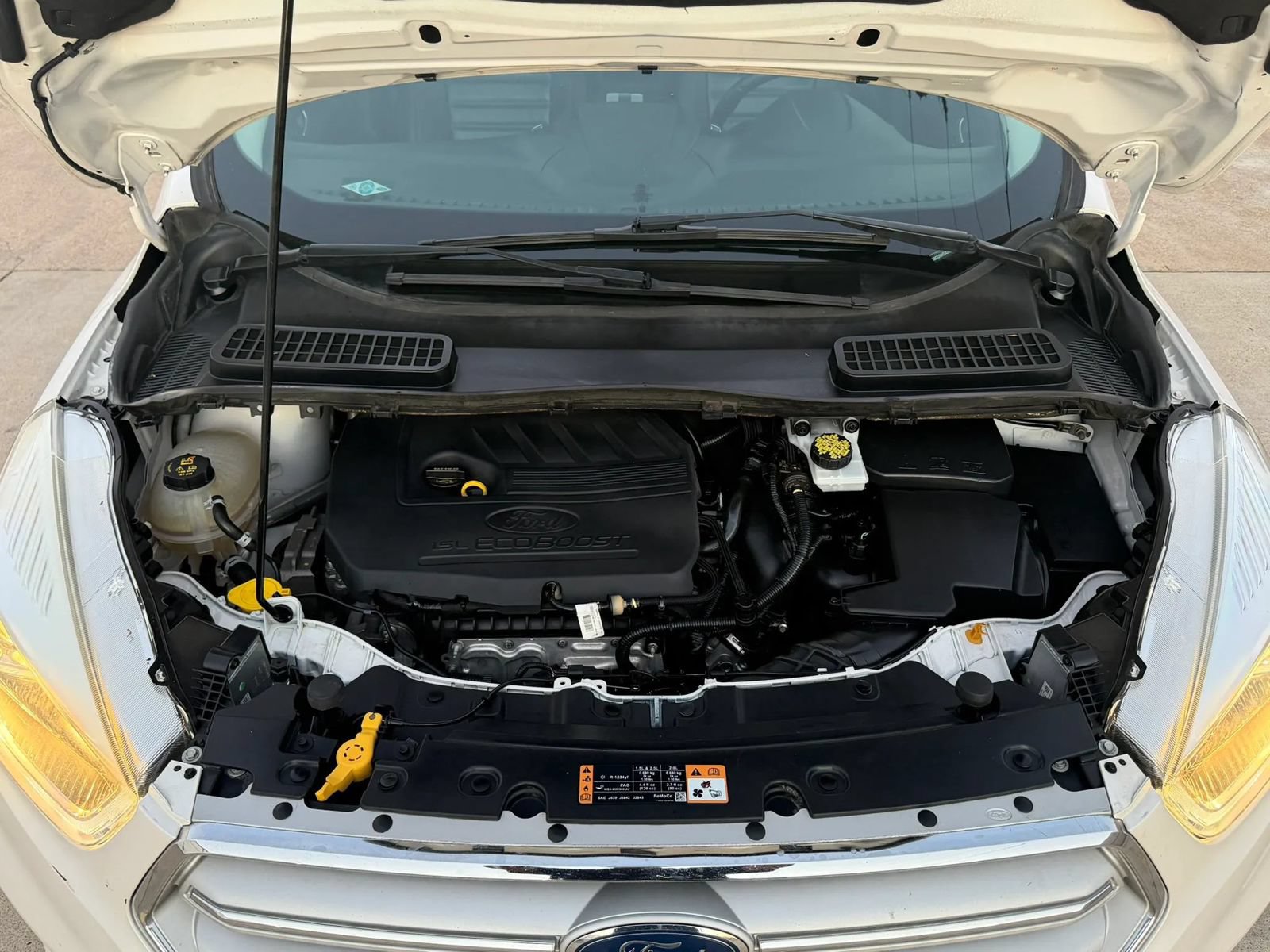 Used 2018 Ford Escape SEL AWD/4WD image 40