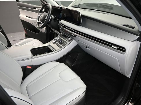 Used 2023 Hyundai Palisade SEL image 27