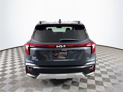 Used 2025 Kia Seltos SX w/ SX Sunroof Package image 6