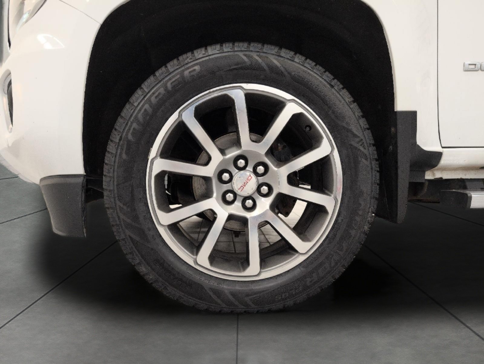 Used 2017 GMC Canyon Denali AWD/4WD image 3