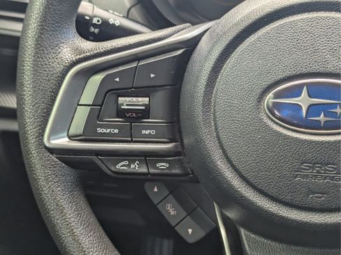 Used 2021 Subaru Crosstrek 2.0i AWD/4WD image 18